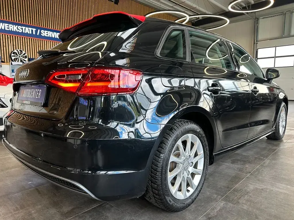 Gebraucht Audi A3 Ambiente 150 PS (110 kW) 2016 Schwarz Limousine
