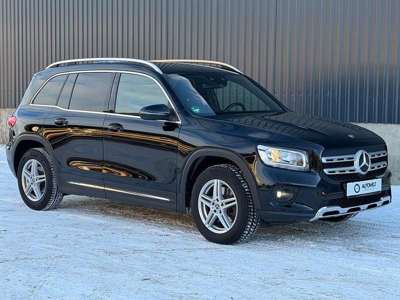Schwarz Gebraucht 2020 Mercedes GLB200 SUV | 26.489 € (Fairer Preis) - Bild 1/4