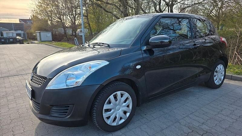 Gebraucht Suzuki Swift Comfort 94 PS (69 kW) 2010 Schwarz Kleinwagen