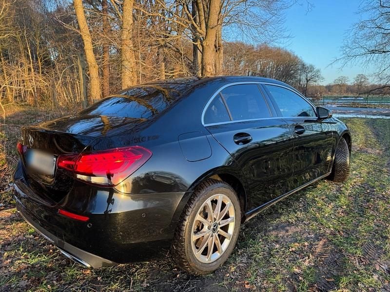 Gebraucht Mercedes A250 218 PS (160 kW) 2022 Schwarz Limousine