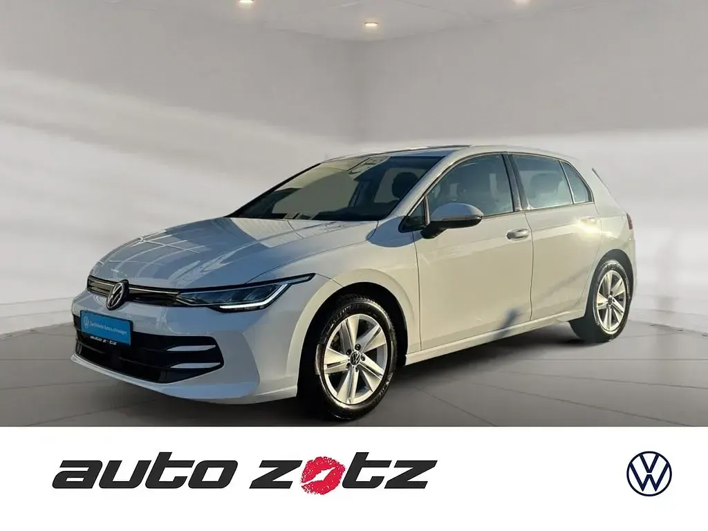 Gebraucht VW Golf VIII Life 116 PS (85 kW) 2024 Limousine