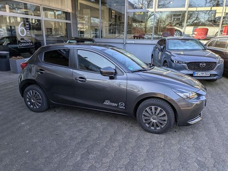 Gebraucht Mazda 2 Exclusive-Line 75 PS (55 kW) 2023 Machine grey Kleinwagen