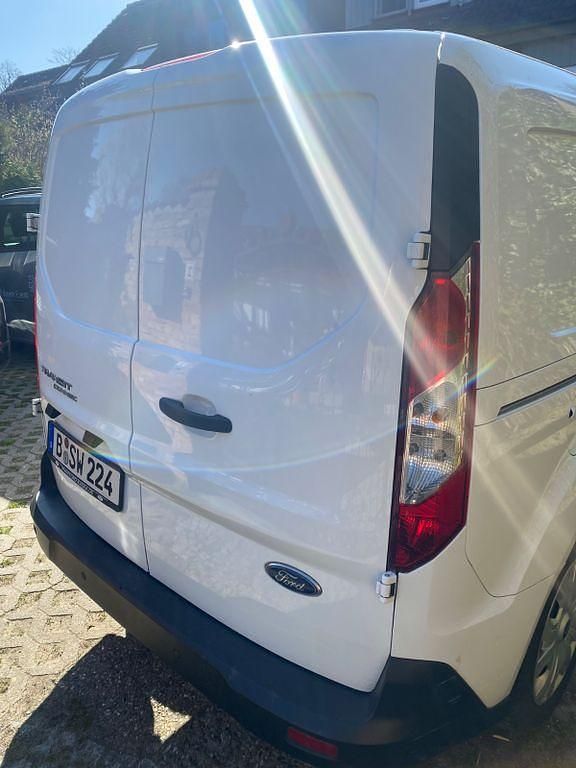 Gebraucht Ford Transit Connect 101 PS (74 kW) 2019 Weiß Van / Kleinbus
