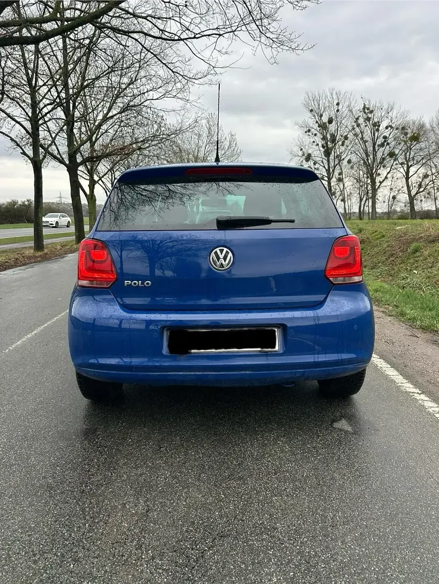 Used VW Polo Team 60 HP (44 kW) 2010 Blue Hatchback