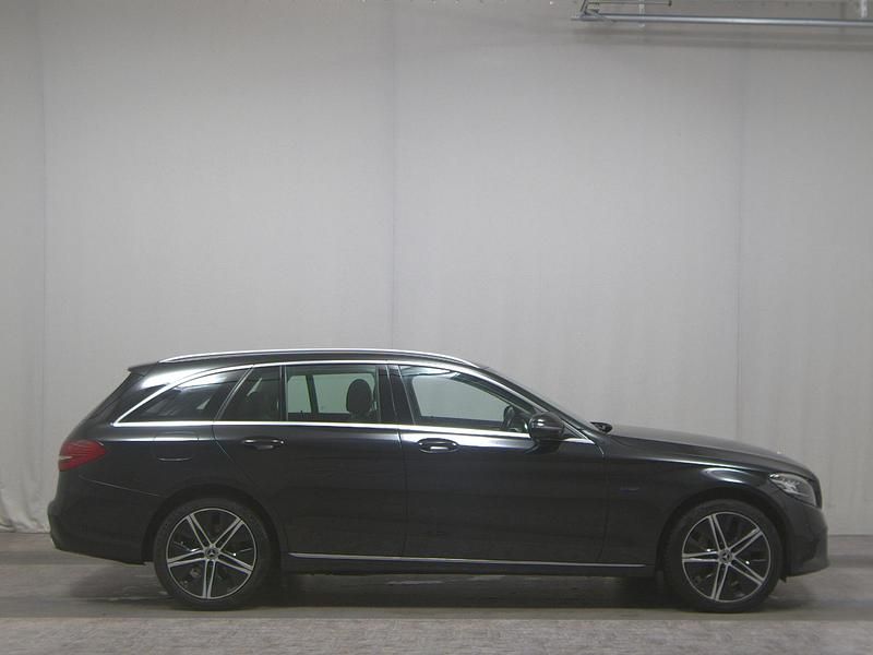 Schwarz Gebraucht 2020 Mercedes C300e Avantgarde Kombi | 15.990 € (Guter Preis) - Bild 1/4