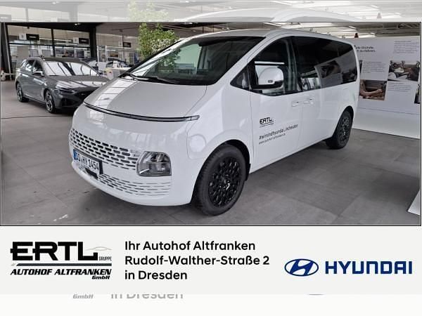 Gebraucht Hyundai Staria Trend 224 PS (164 kW) 2024 Weiß (creamy white (weiß)) Van / Kleinbus