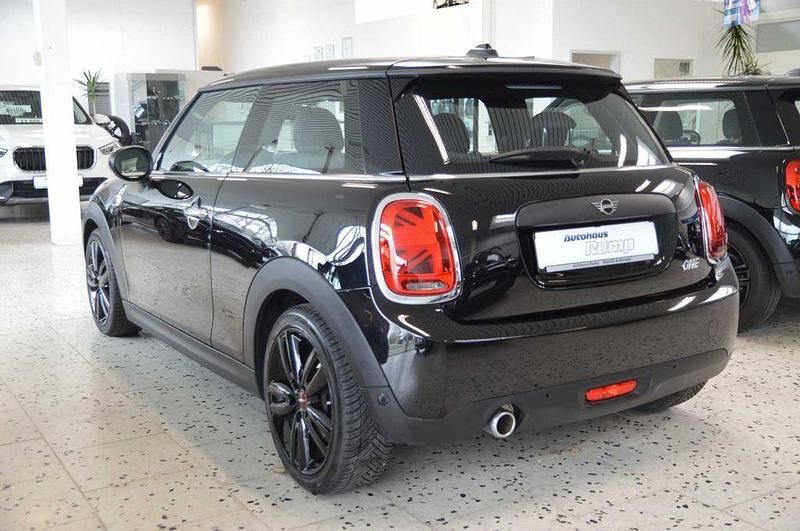 Gebraucht Mini ONE 102 PS (75 kW) 2020 Schwarz Kleinwagen