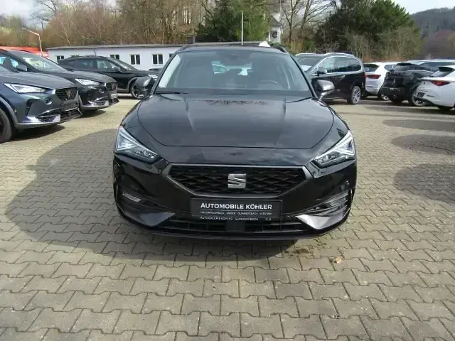 Gebraucht Seat Leon ST FR 190 PS (139 kW) 2022 Mitternachtsschwarz Kombi