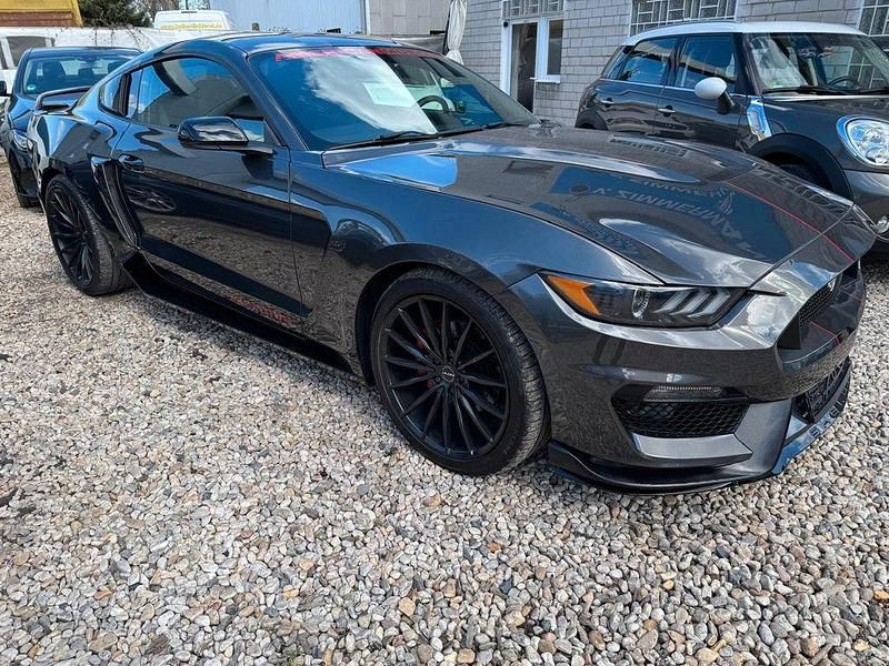 Grau Gebraucht 2017 Ford Mustang | 26.399 € (Teuer) - Bild 1/4