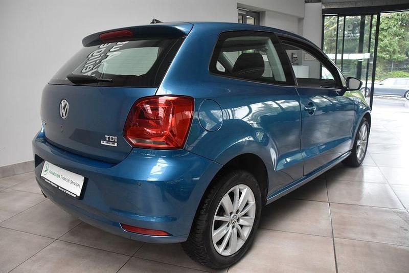 Gebraucht VW Polo Comfortline 90 PS (66 kW) 2017 Blau Kleinwagen