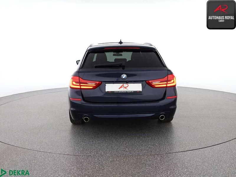 Gebraucht BMW 520 Shadowline 184 PS (135 kW) 2020 Blau Kombi