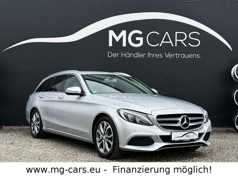 Gebraucht Mercedes C250 211 PS (155 kW) 2015 Silber Limousine