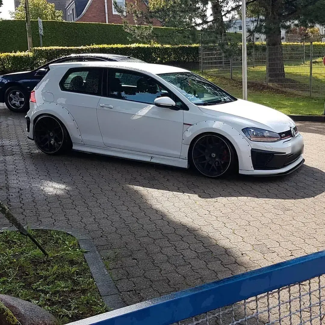 Gebraucht VW Golf VII GTI 220 PS (161 kW) 2015 Weiß Limousine