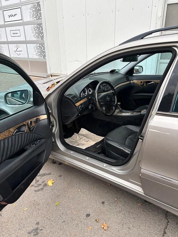 Gebraucht Mercedes E500 387 PS (284 kW) 2006 Kombi