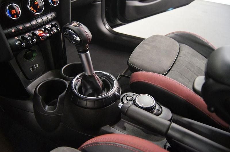 Gebraucht Mini John Cooper Works 231 PS (169 kW) 2018 Grün Kleinwagen