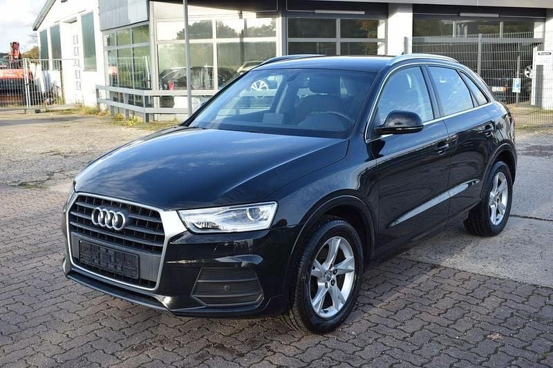 Schwarz Gebraucht 2016 Audi Q3 Sport SUV | 12.980 € (Guter Preis) - Bild 1/4