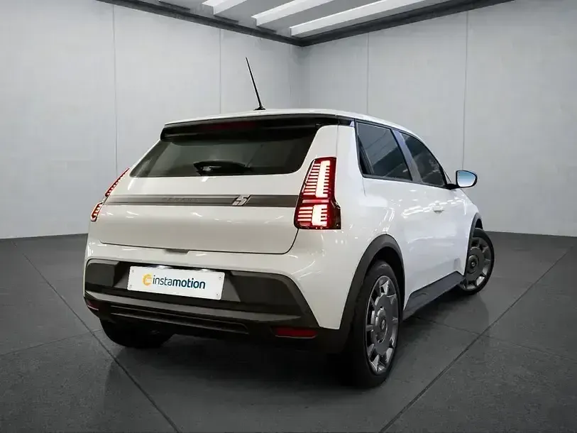 Używany Renault R5 2025 Biały Hatchback