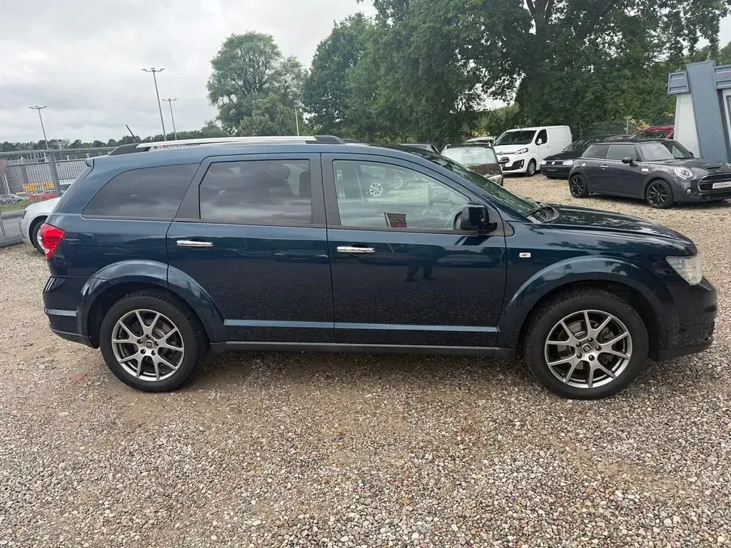 Gebraucht Fiat Freemont Black Code 170 PS (125 kW) 2015 Blau SUV