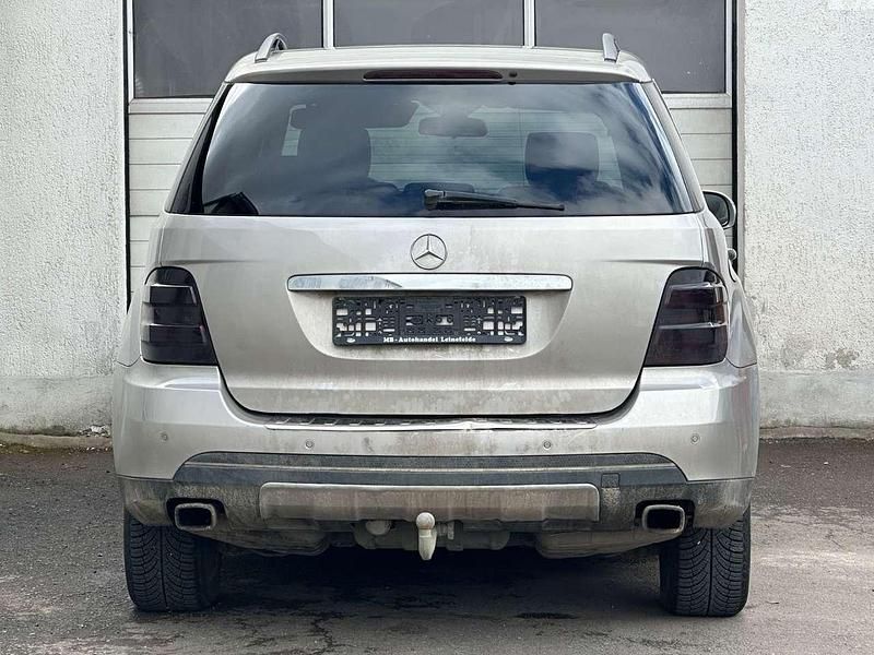 Gebraucht Mercedes ML320 224 PS (164 kW) 2006 Grau SUV