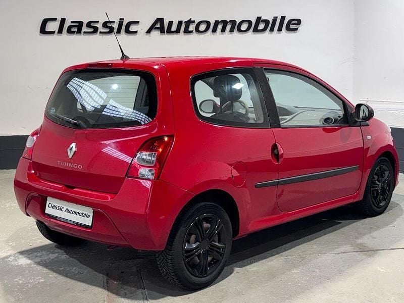 Gebraucht Renault Twingo 76 PS (55 kW) 2010 Rot Kleinwagen