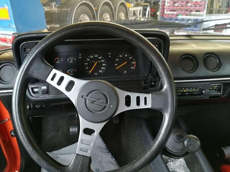 Gebraucht Opel Manta 105 PS (77 kW) 1977 Orange Coupé