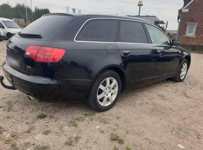 Second-hand Audi A6 177 CP (130 kW) 2005 Negru Break