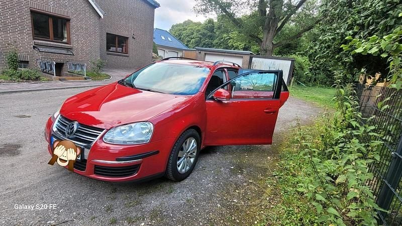 Rot Gebraucht 2009 VW Golf VI Kombi | 4.600 € (Etwas zu teuer) - Bild 1/4