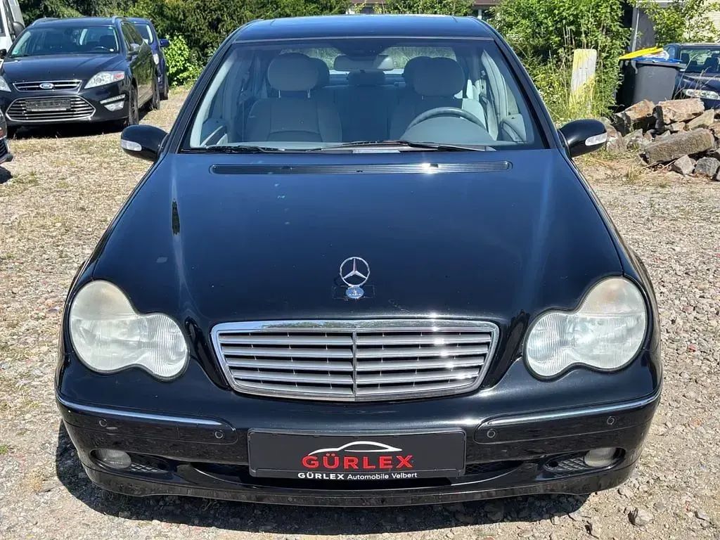 Gebraucht Mercedes C200 Elegance 116 PS (85 kW) 2003 Schwarz Limousine