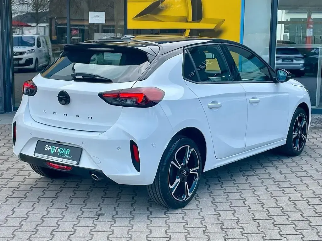 Neu Opel Corsa GS Line 101 PS (74 kW) 2025 Arktis weiß Kleinwagen