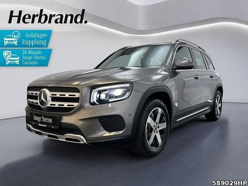 Metalliclack mountaingrau Gebraucht 2023 Mercedes GLB220 Progressive SUV | 40.790 € (Fairer Preis) - Bild 1/4