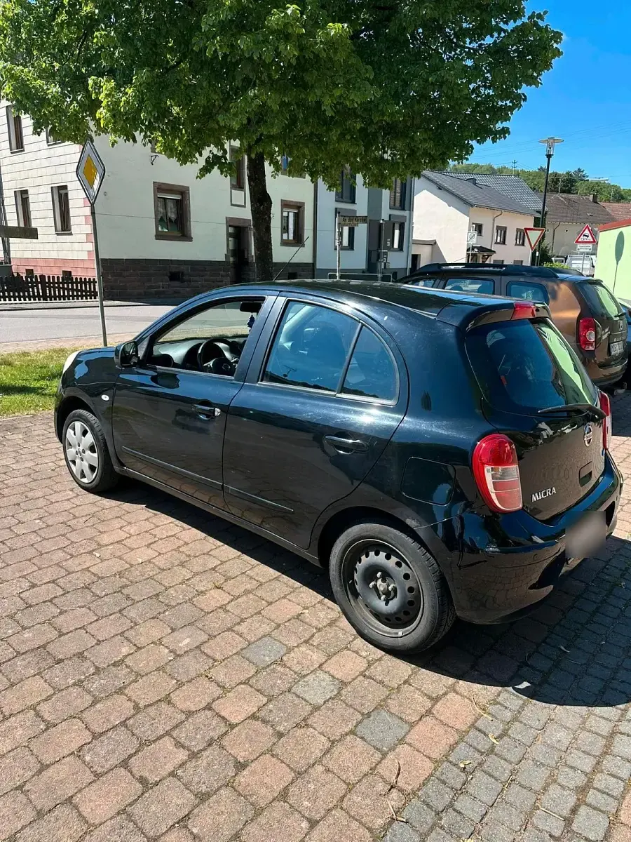 Gebraucht Nissan Micra 86 PS (63 kW) 2012 Schwarz Kleinwagen
