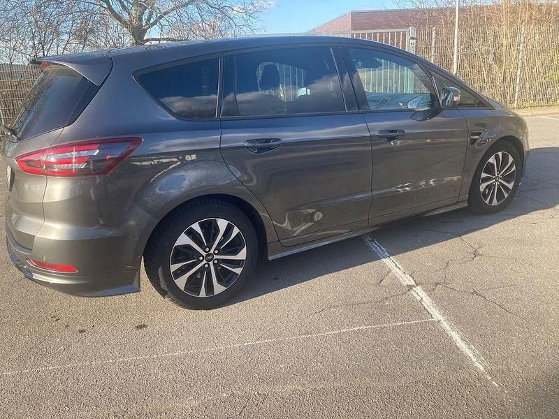 Gebraucht Ford S-MAX ST-Line 165 PS (121 kW) 2019 Grau Van / Kleinbus