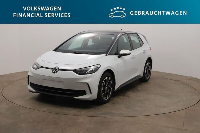 Weiss Gebraucht 2024 VW ID.3 Pro Kleinwagen | 31.440 € (Fairer Preis) - Bild 1/4