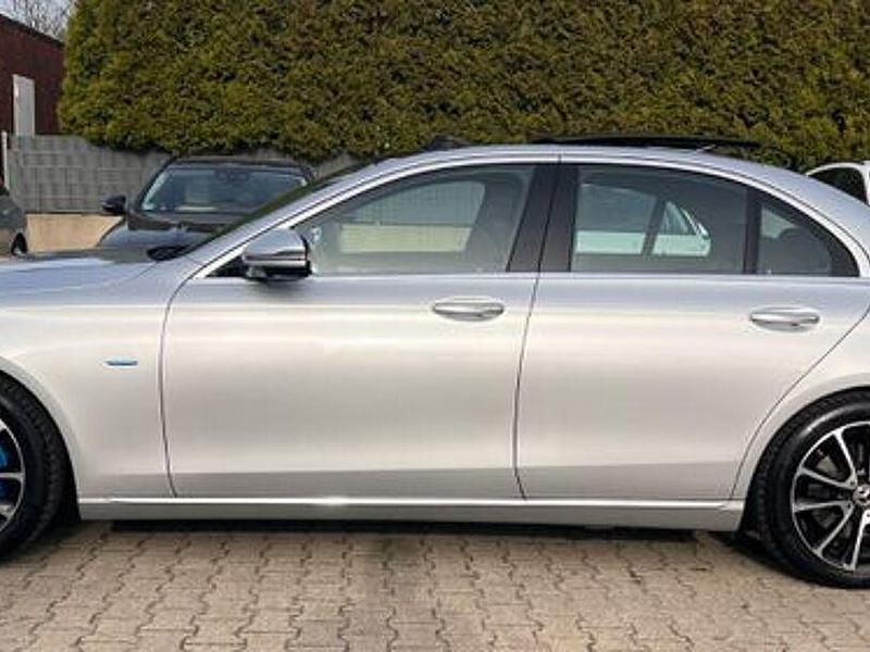 Gebraucht Mercedes E350 211 PS (155 kW) 2017 Iridiumsilber Limousine