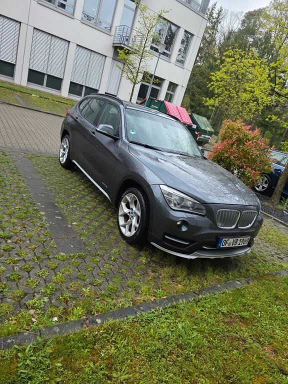 Grau Gebraucht 2015 BMW X1 xLine SUV | 8.200 € (Fairer Preis) - Bild 1/4