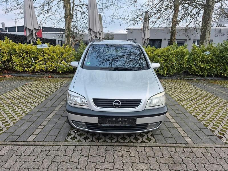 Brugt Opel Zafira 125 HK (91 kW) 2000 Grå MPV
