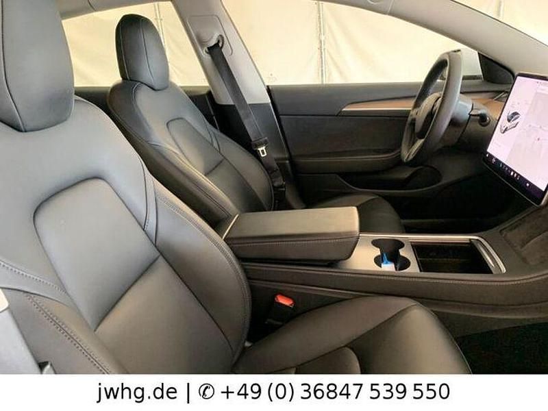 Gebraucht Tesla Model 3 Standard Range 239 kW (325 PS) 2021 Weiß Limousine