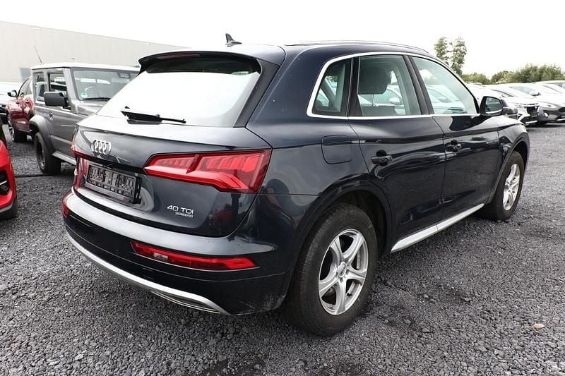 Second-hand Audi Q5 Sport 190 CP (139 kW) 2020 Albastru SUV