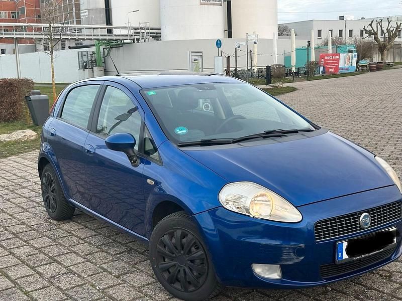 Gebraucht Fiat Grande Punto Dynamic 77 PS (56 kW) 2007 Blau Kleinwagen