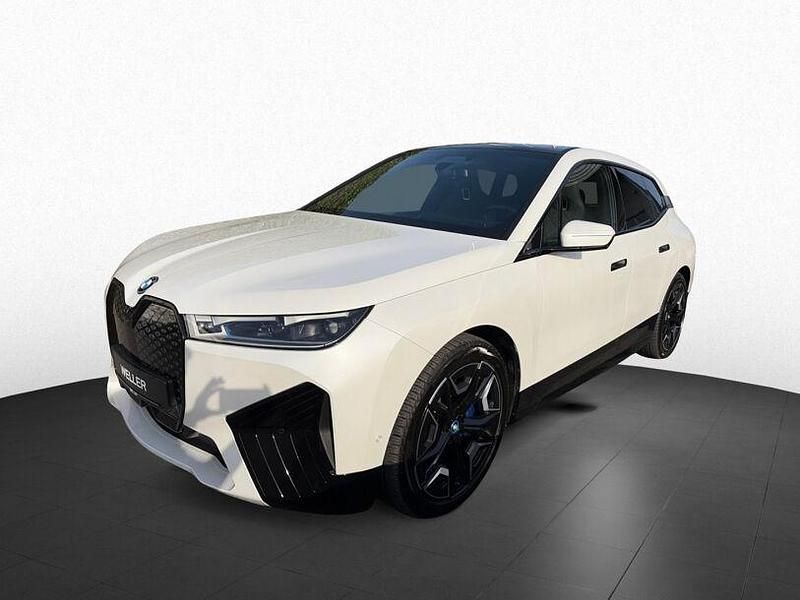 Gebraucht BMW iX Sport Line 239 kW (326 PS) 2024 Mineralweiß (weiß) SUV