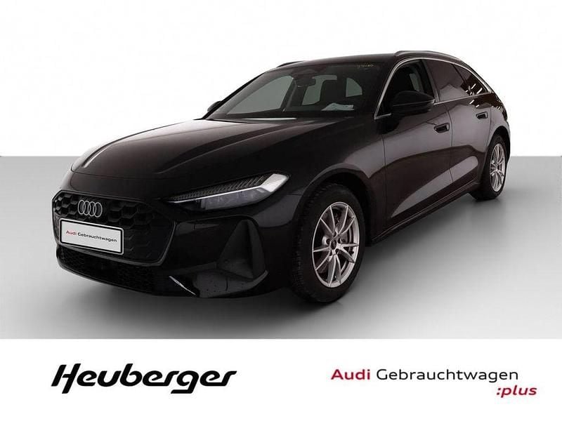 Mythosschwarz metallic Gebraucht 2025 Audi A5 Sport Kombi | 52.890 € (Fairer Preis) - Bild 1/4