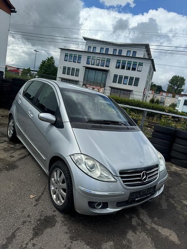 Silber Gebraucht 2004 Mercedes A170 Limousine | 1.499 € (Guter Preis) - Bild 1/4