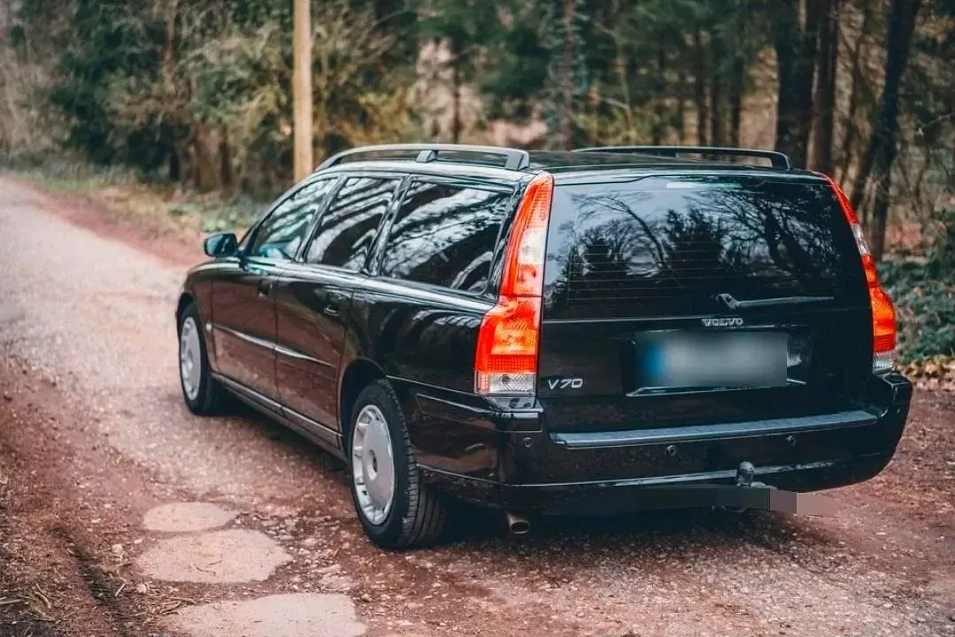 Gebraucht Volvo V70 126 PS (92 kW) 2006 Schwarz Kombi