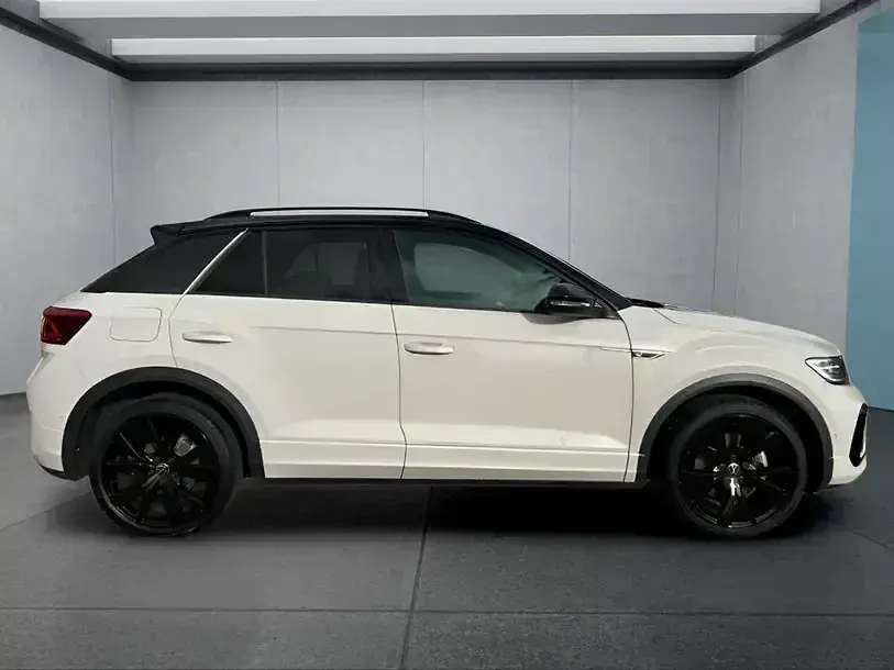 Gebraucht VW T-Roc 150 PS (110 kW) 2025 Grau SUV