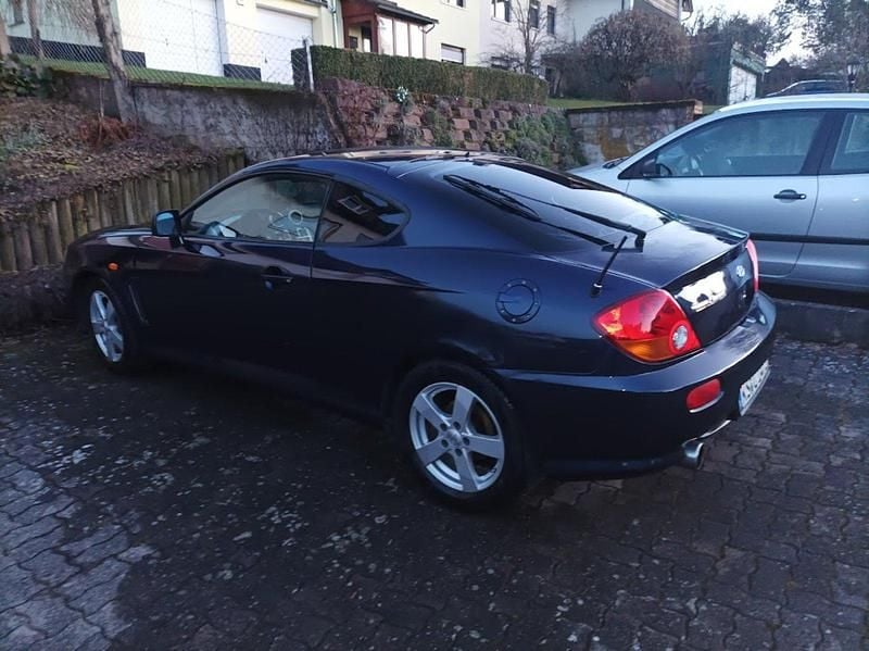Blau Gebraucht 2005 Hyundai Coupé Coupé | 1.999 € (Fairer Preis) - Bild 1/4