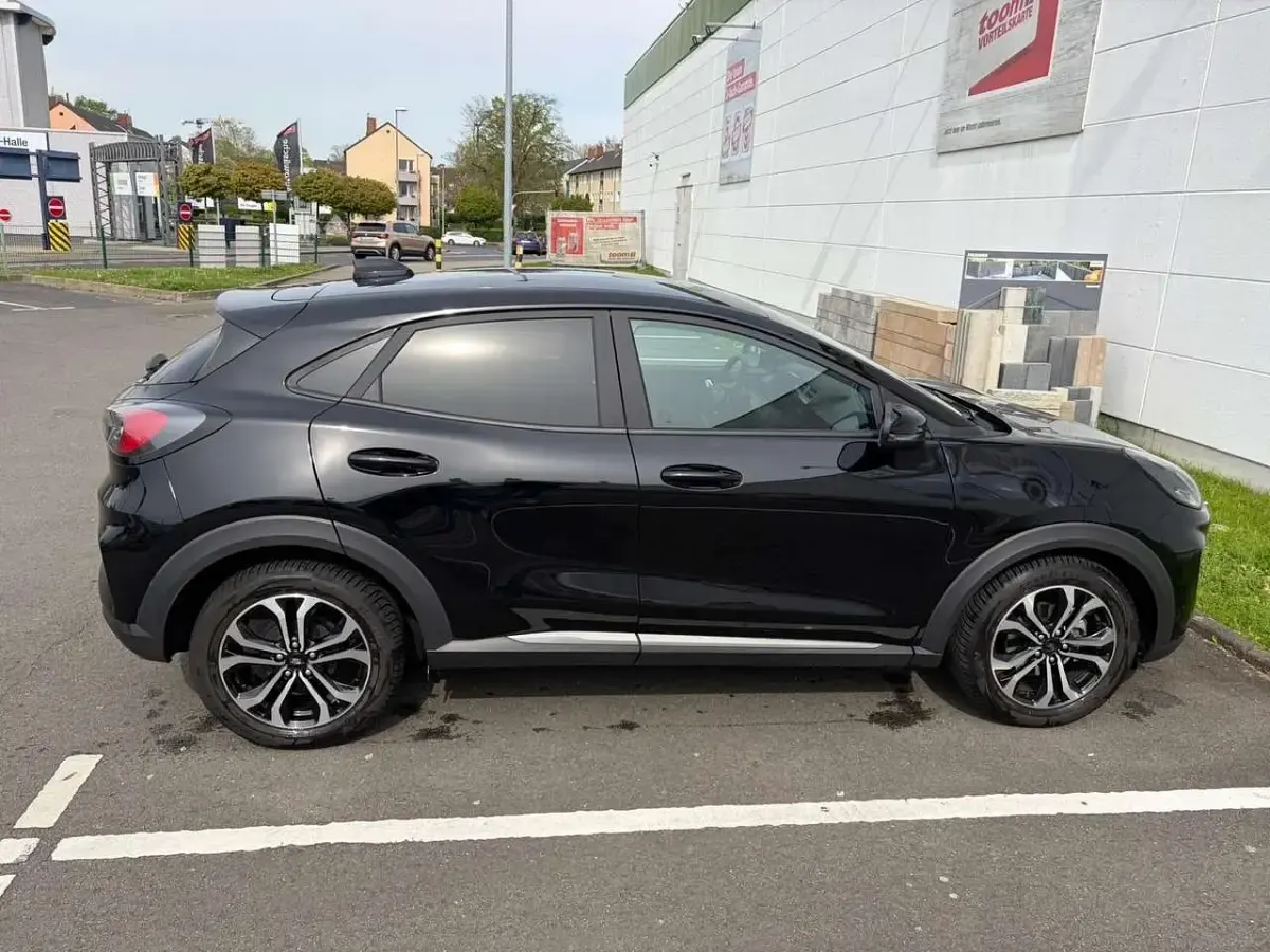 Gebraucht Ford Puma Titanium 125 PS (91 kW) 2024 Schwarz SUV