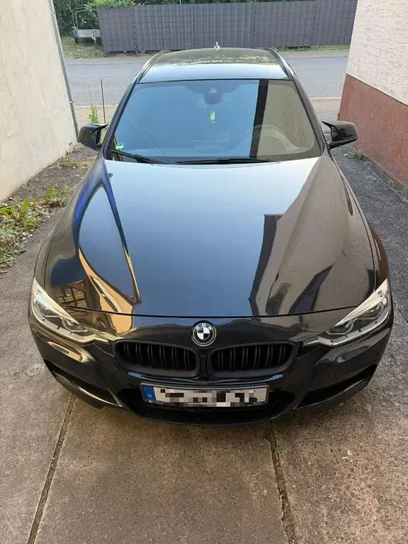 Gebraucht BMW 320 M Sport 190 PS (139 kW) 2019 Schwarz Kombi