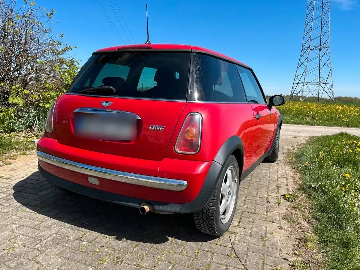 Usata Mini ONE 90 CV (66 kW) 2003 Rosso Utilitaria