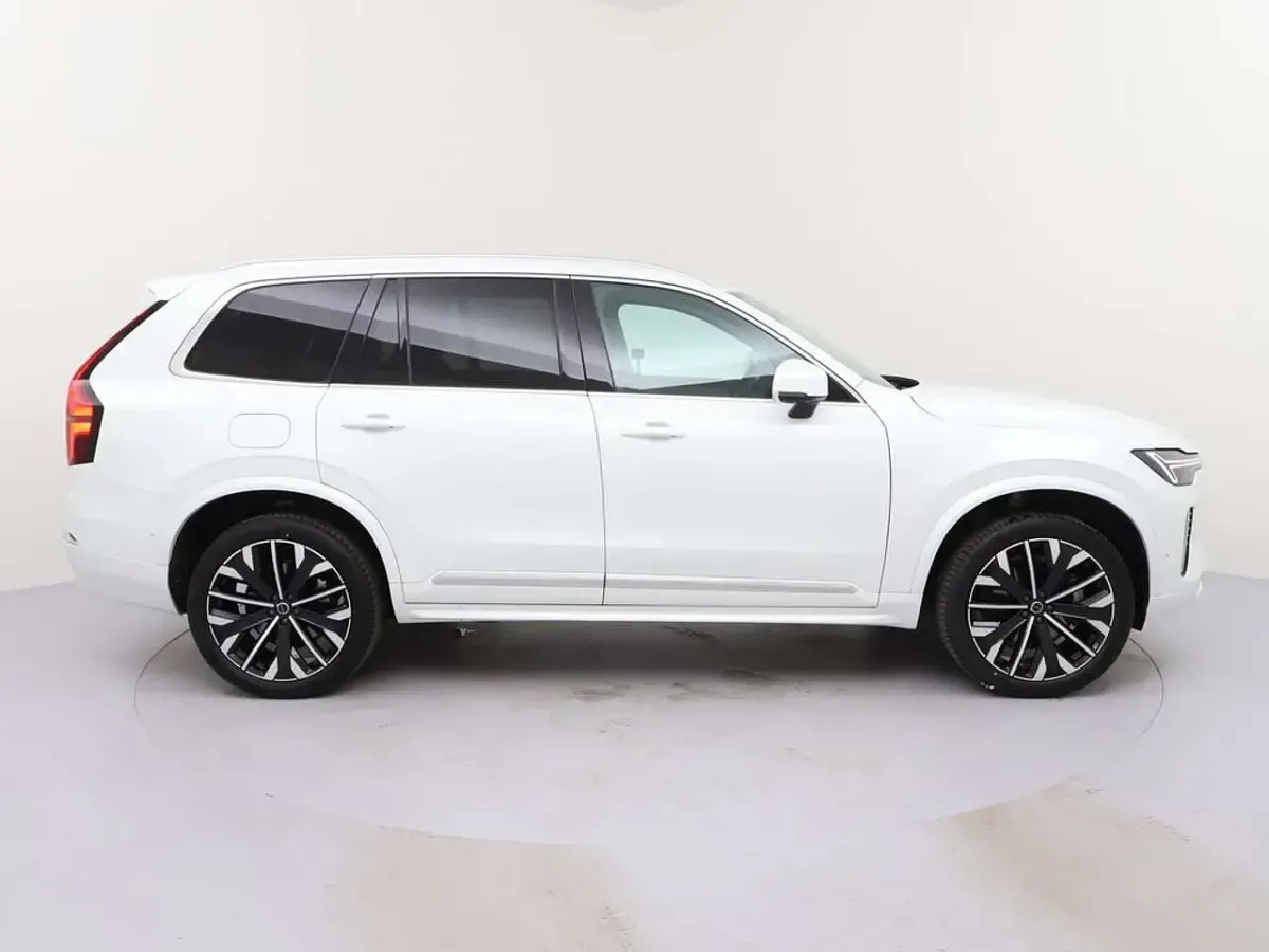 Gebraucht Volvo XC90 Plus 250 PS (183 kW) 2025 Crystal weiss SUV