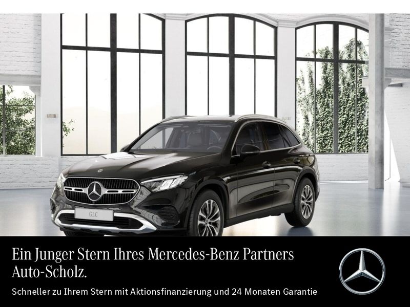 Schwarz Gebraucht 2023 Mercedes GLC200 Avantgarde SUV | 46.762 € (Superpreis) - Bild 1/3
